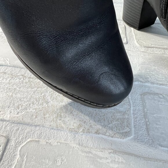 Clarks Ankle Boots Women 7.5 Black Leather Zip Side Booties Stacked Heel Stretch - Picture 9 of 13